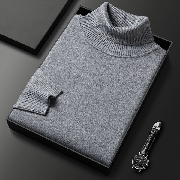 Solid color pullover sweater